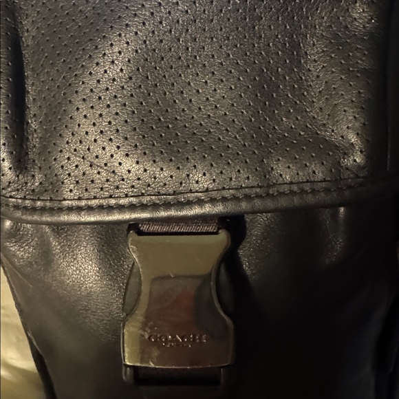 Coach Men's Black Leather Bag with hang tag. - Picture 5 of 12
